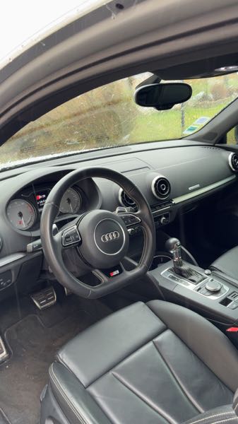 Audi S3 III 2.0 TFSI 300 S TRONIC
