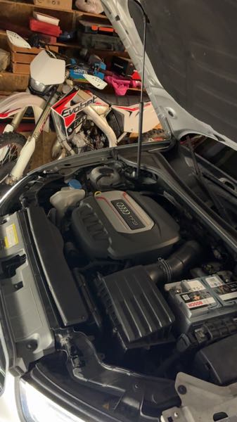 Audi S3 III 2.0 TFSI 300 S TRONIC