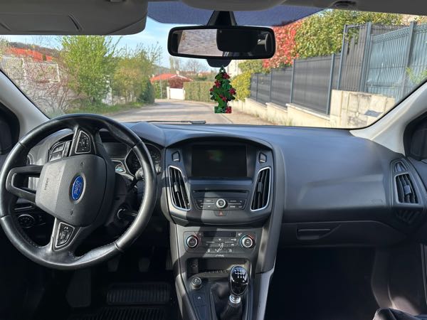 Ford Focus III (2) 1.5 TDCI 120 S&amp;S BUSINESS NAV 5P