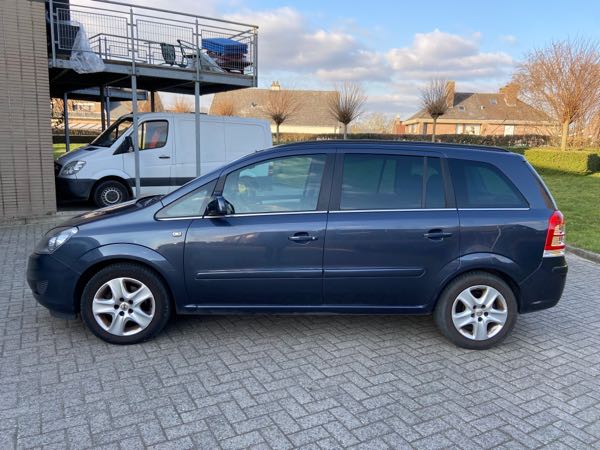 Opel Zafira Opel Zafira/2011/191000/1.6i/€5/DISTRIBUTIE OK