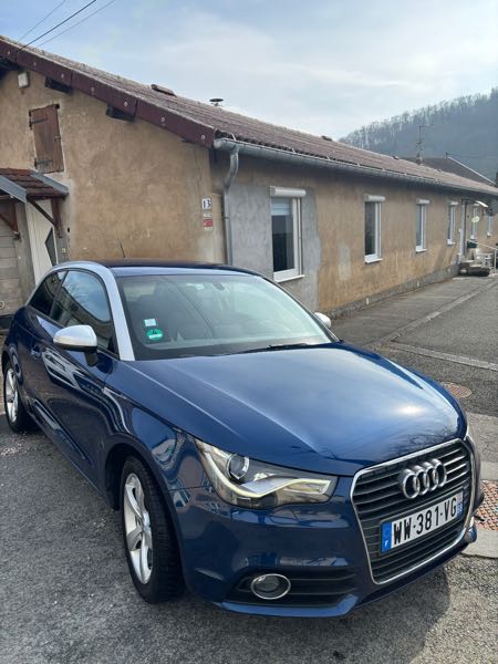 Audi A1 1.6 TDI 90 AMBIENTE