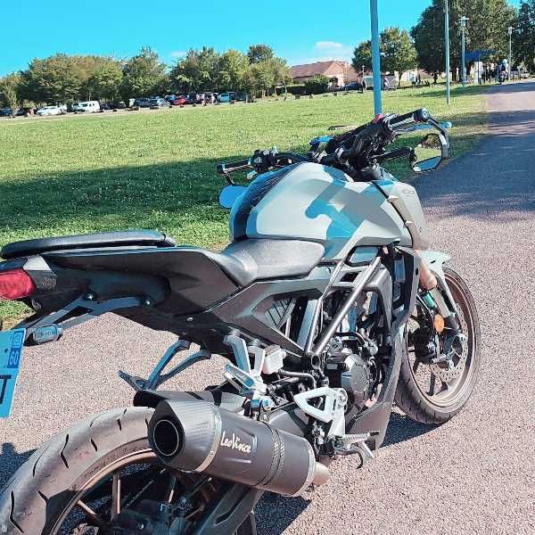 HONDA CB