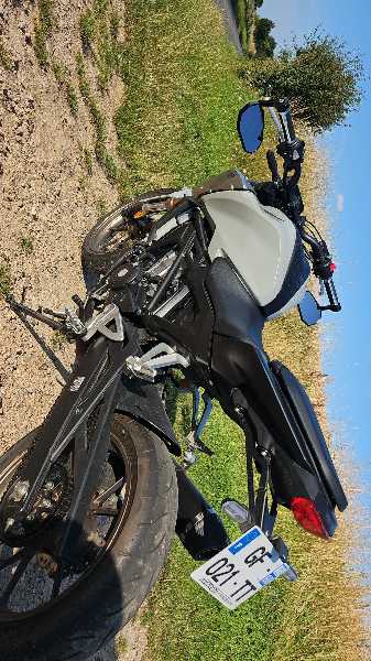 HONDA CB