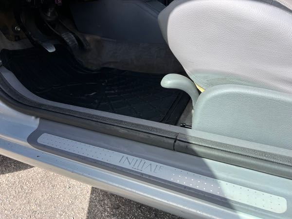 Renault Clio CLIO 2 1.6 INITIALE Paris (embrayage neuf, distribution neuf