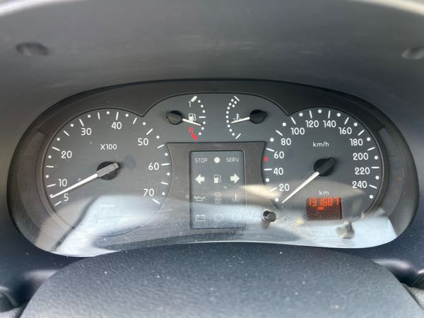Renault Clio CLIO 2 1.6 INITIALE Paris (embrayage neuf, distribution neuf