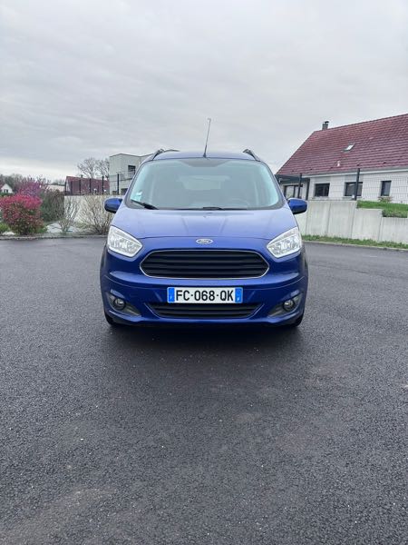 Ford Tourneo Courier 1.5 TD 95 SPORT