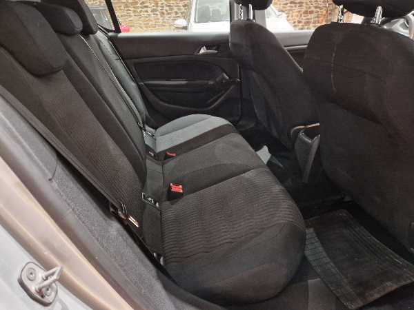 Peugeot 308 II 1.2 PURETECH 82 ACCESS