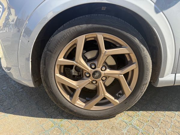 Ford Puma Ford puma ST-LINE X GOLD EDITION