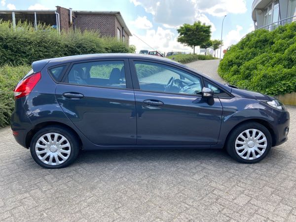 Ford Fiesta 12M garantie/Ford Fiesta/2011/83150/1.25i/€5/OHB