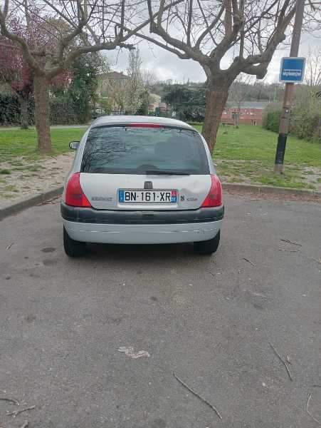 Renault Clio II (2) 1.2 16S EXTREME 5P
