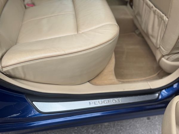 Peugeot 607 2.2 PREMIUM