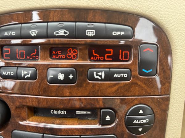 Peugeot 607 2.2 PREMIUM