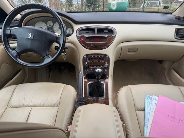 Peugeot 607 2.2 PREMIUM
