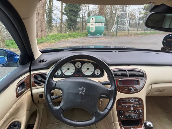 Peugeot 607 2.2 PREMIUM