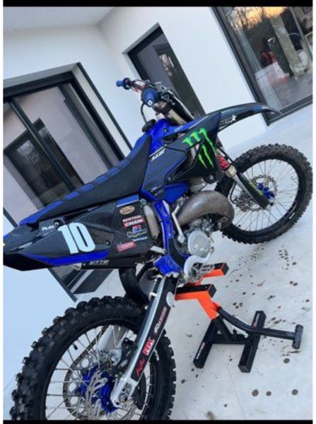 YAMAHA YZ