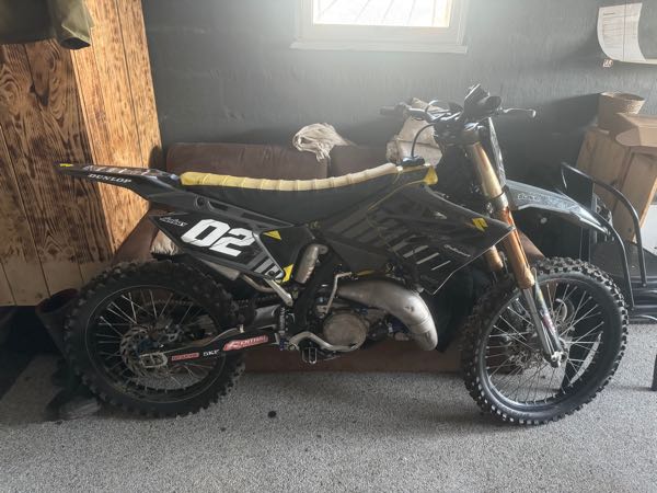 SUZUKI RM L