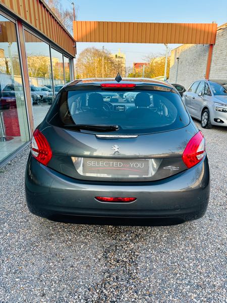 Peugeot 208 1.6 VTI 120 ALLURE 3P