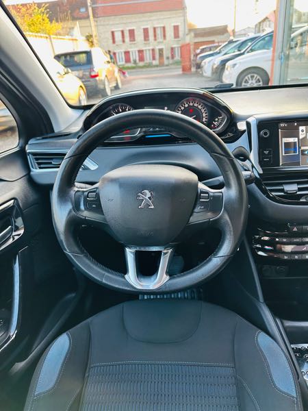 Peugeot 208 1.6 VTI 120 ALLURE 3P