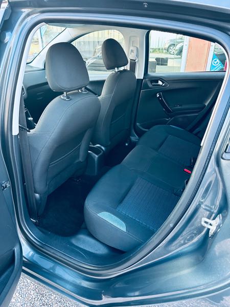Peugeot 208 1.6 VTI 120 ALLURE 3P