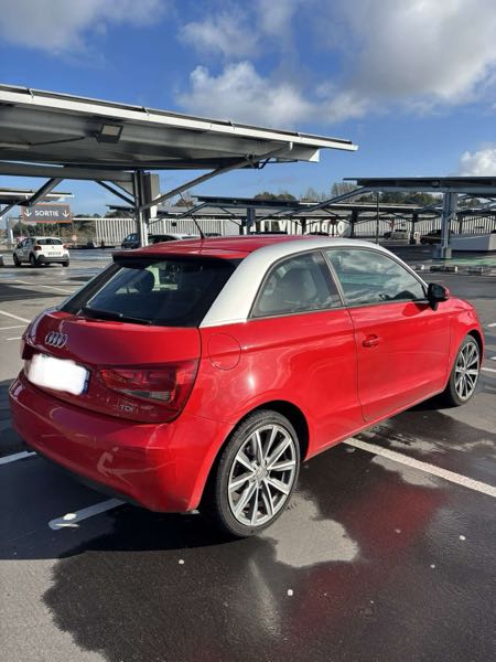 Audi A1 1.6 TDI 105 AMBIENTE