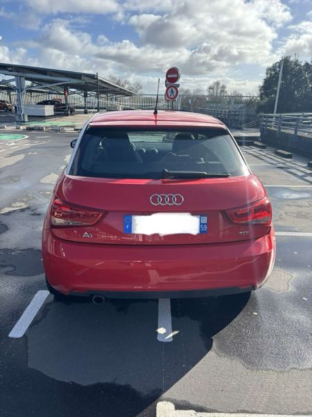 Audi A1 1.6 TDI 105 AMBIENTE