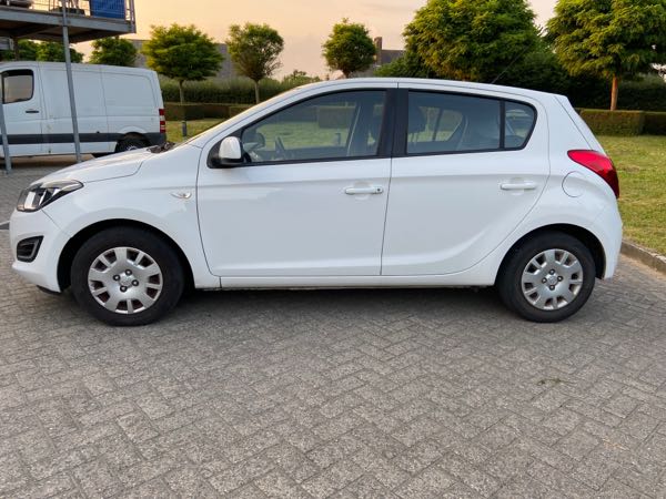 Hyundai I20 12M garantie/1steHands/Hyundai i20/2014/68000/1.2i/€5b/GPS