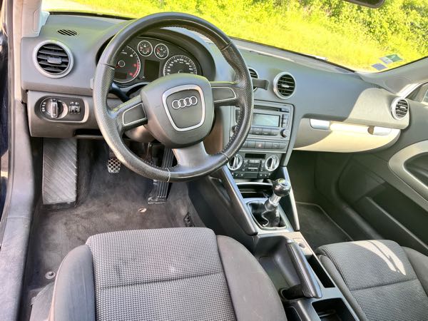 Audi A3 II (2) SPORTBACK 1.9 TDI 105 AMBIENTE