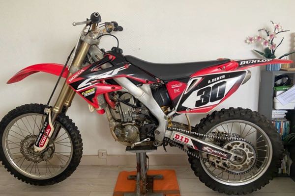 HONDA CRF R