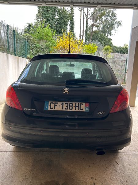 Peugeot 207 1.6 HDI 90 STYLE 5P