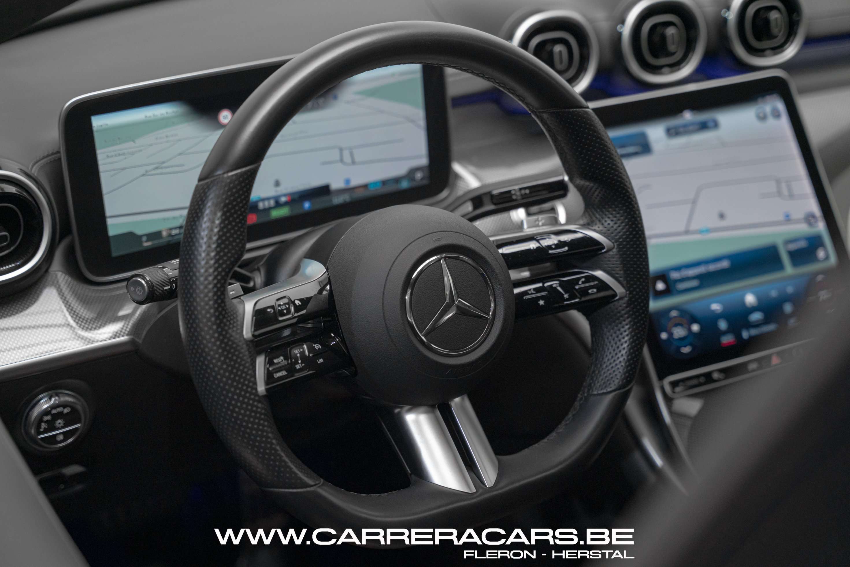 Mercedes-Benz C 180 *|NEW*AMG*PANORAMIQUE*CAMERA*KEYLESS*CUIR*LED*|