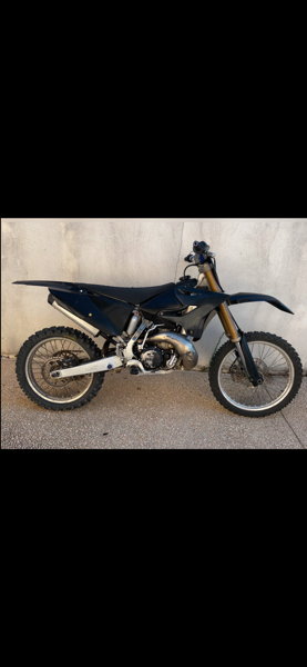 YAMAHA YZ
