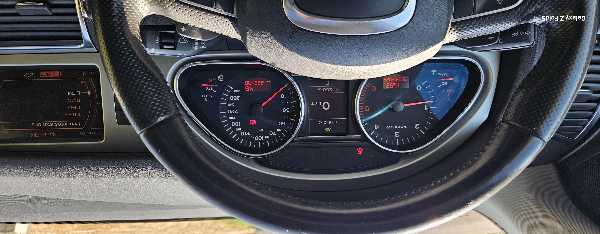 Audi Q7 (2) 3.0 V6 TDI 240 AVUS 7PL