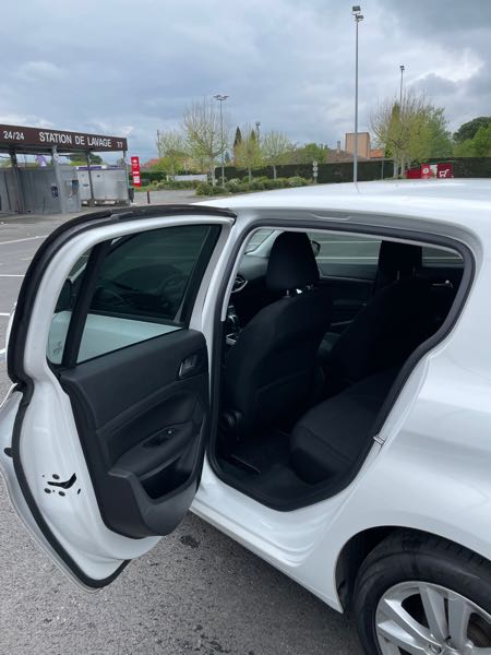 Peugeot 308 II 1.6 BLUEHDI 120 BUSINESS EAT6