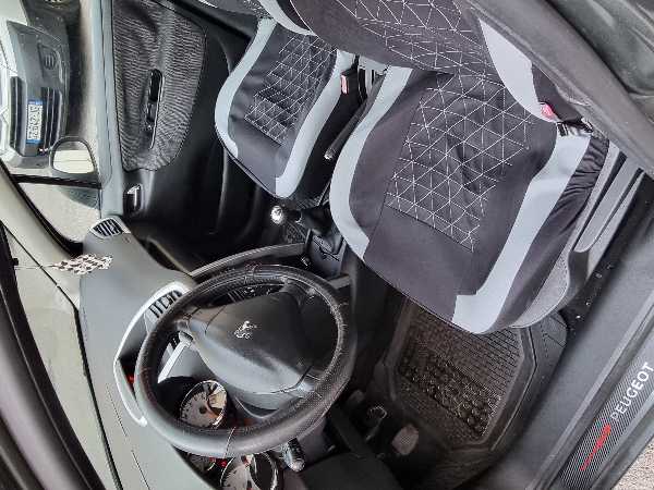 Peugeot 207 (2) 1.6 HDI 16V 92 FAP ALLURE 5P