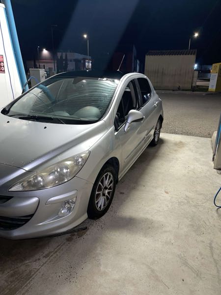 Peugeot 308 1.6 HDI 90 PREMIUM PACK