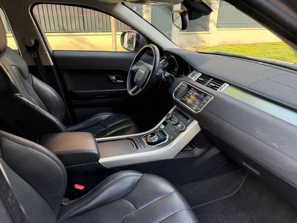 Land Rover Range Rover Evoque II D150 4WD SE BVA9