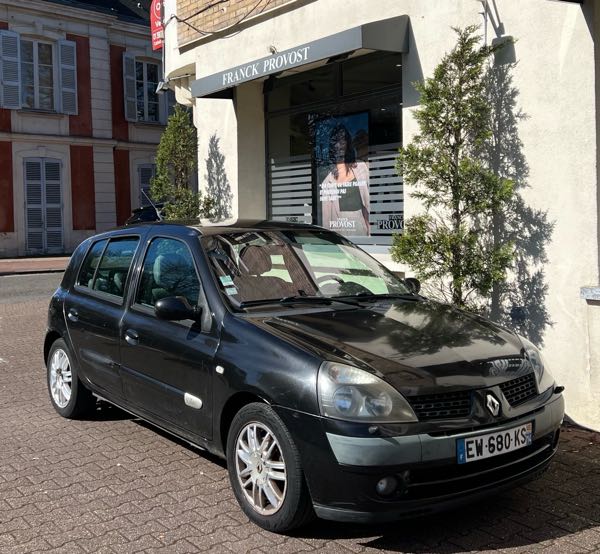 Renault Clio II (2) 1.5 DCI 80 INITIALE 5P