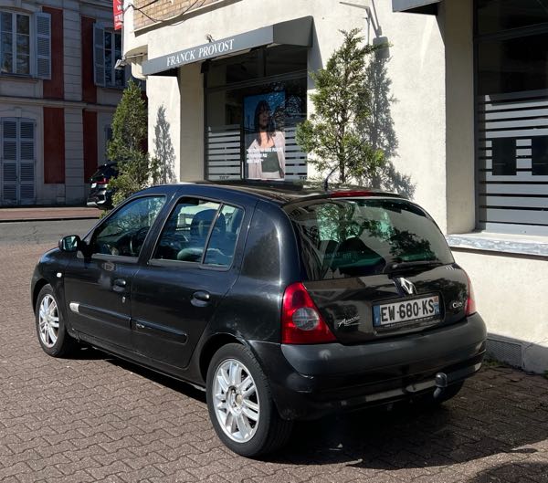 Renault Clio II (2) 1.5 DCI 80 INITIALE 5P