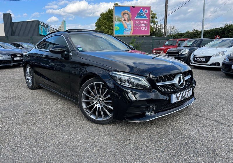 Mercedes-Benz Classe C IV (2) COUPE 200 9G-TRONIC AMG LINE
