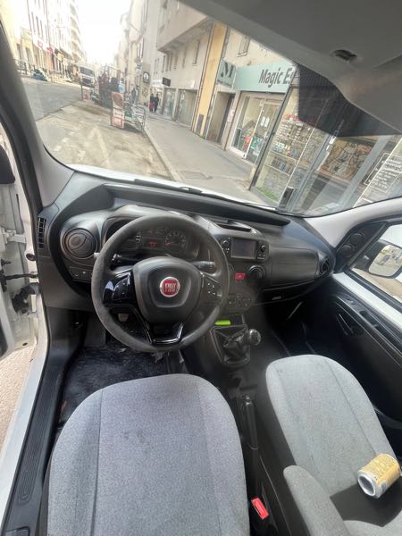 Fiat Fiorino IV (2) FOURGON 1.4 8V 77 PACK MP3 CLIM