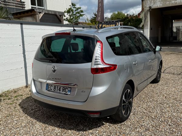 Renault Grand Scenic III (2) 1.5 DCI 110 FAP BOSE EDITION EDC 7PL