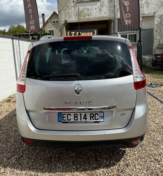 Renault Grand Scenic III (2) 1.5 DCI 110 FAP BOSE EDITION EDC 7PL