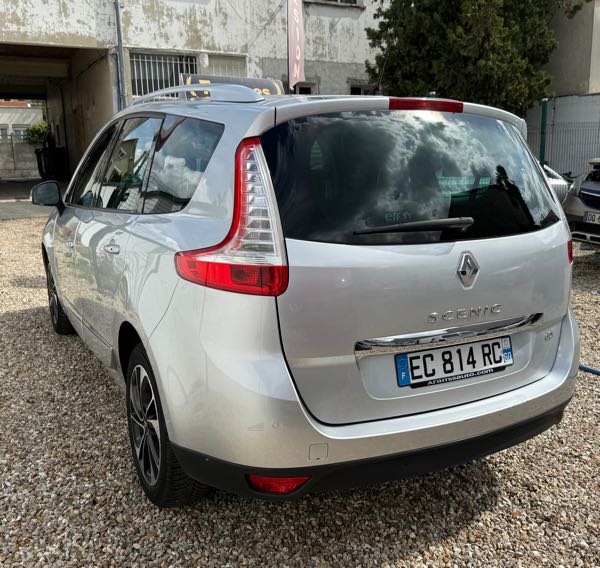 Renault Grand Scenic III (2) 1.5 DCI 110 FAP BOSE EDITION EDC 7PL