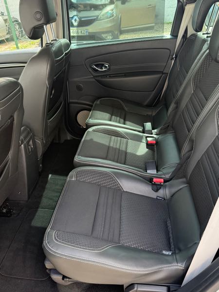 Renault Grand Scenic III (2) 1.5 DCI 110 FAP BOSE EDITION EDC 7PL