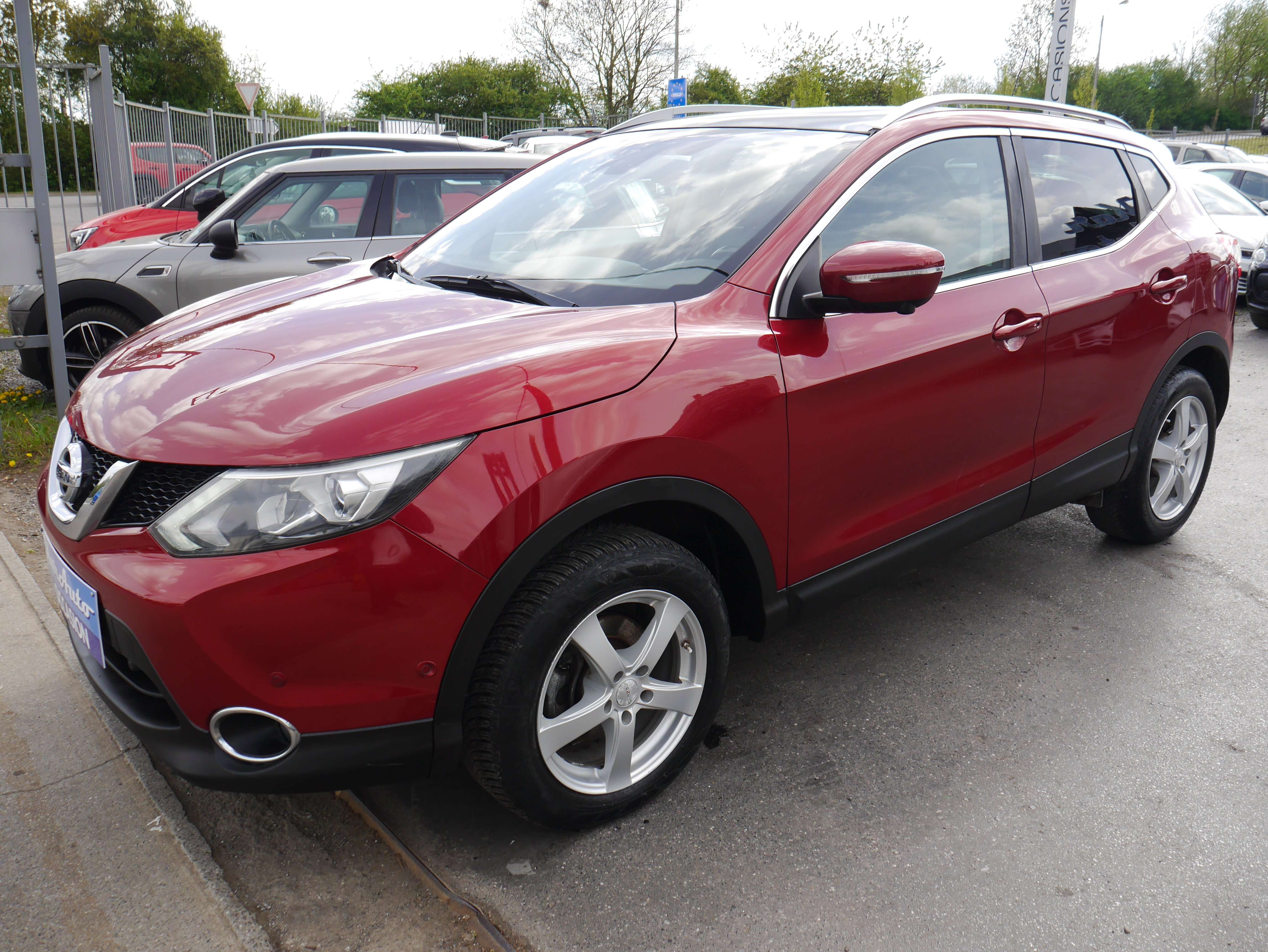 Nissan Qashqai 1.2 DIG-T 2WD*GPS*CUIR*TOIT PANO*
