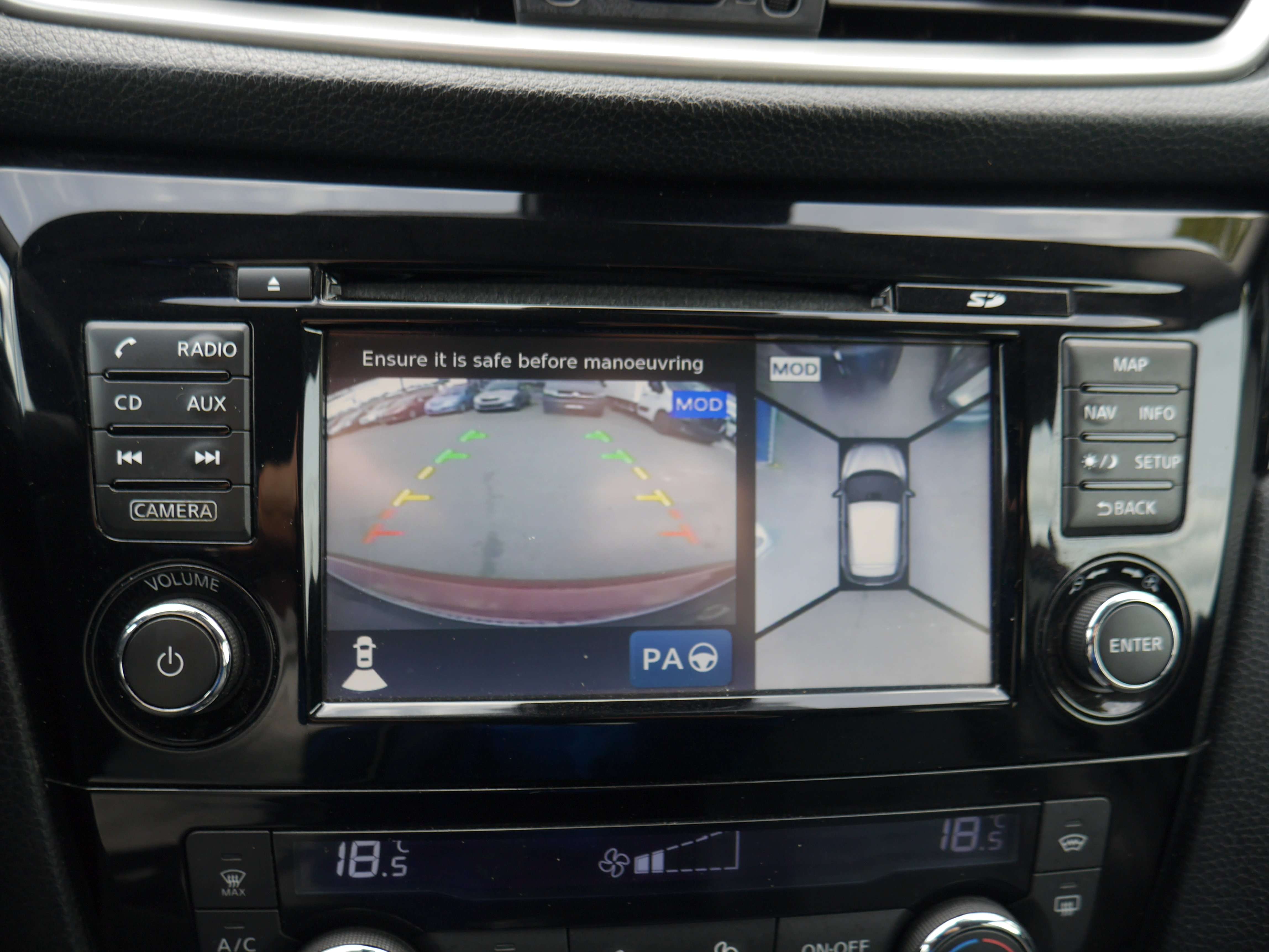 Nissan Qashqai 1.2 DIG-T 2WD*GPS*CUIR*TOIT PANO*