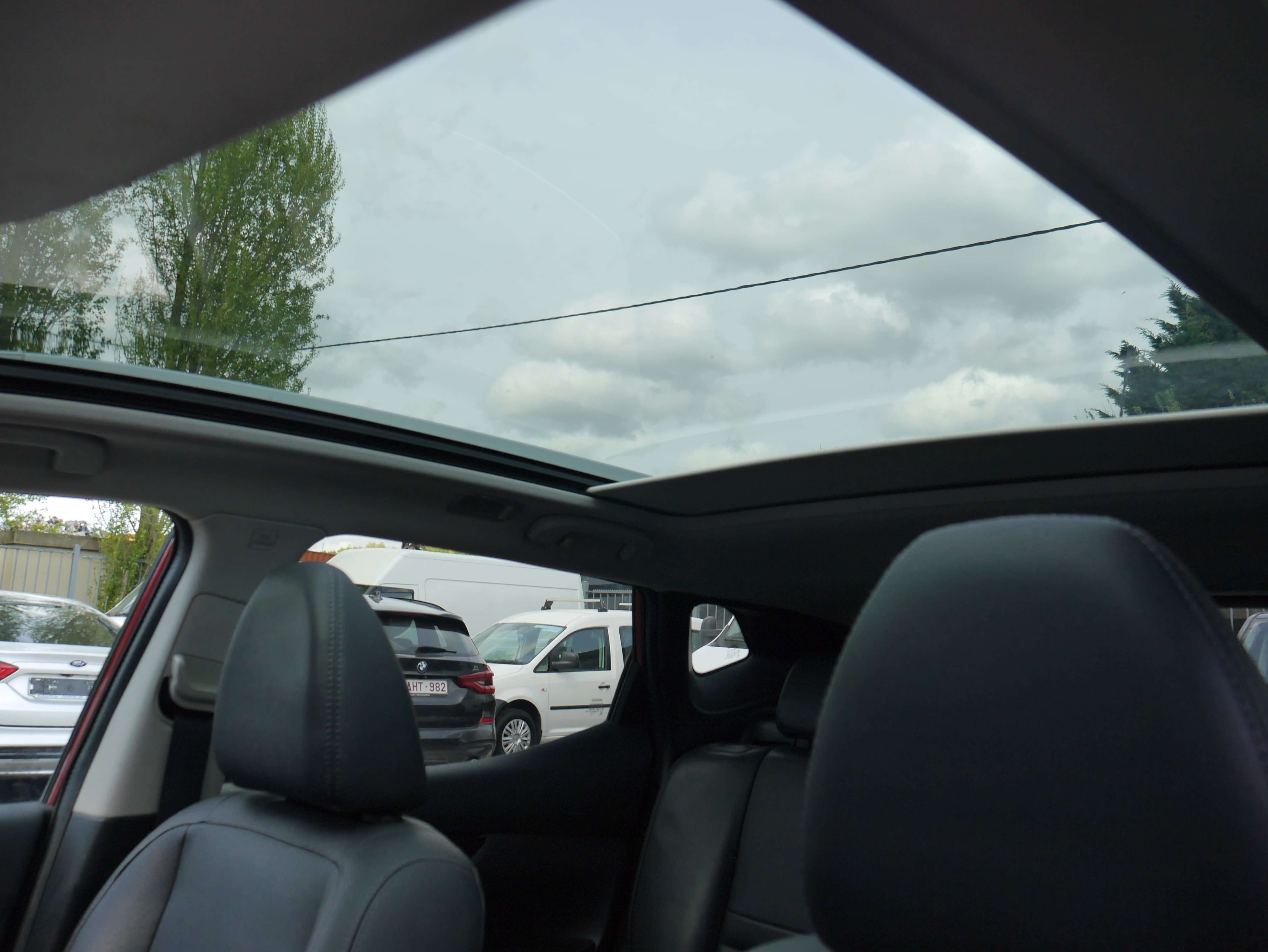 Nissan Qashqai 1.2 DIG-T 2WD*GPS*CUIR*TOIT PANO*