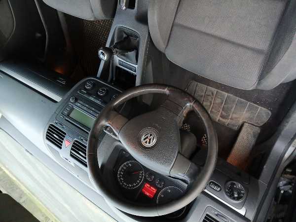 Volkswagen Golf V 2.0 TDI 140 CONFORT 4MOTION 5P