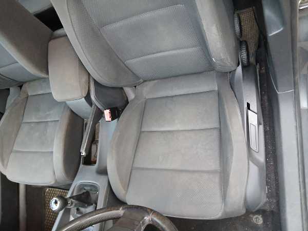 Volkswagen Golf V 2.0 TDI 140 CONFORT 4MOTION 5P