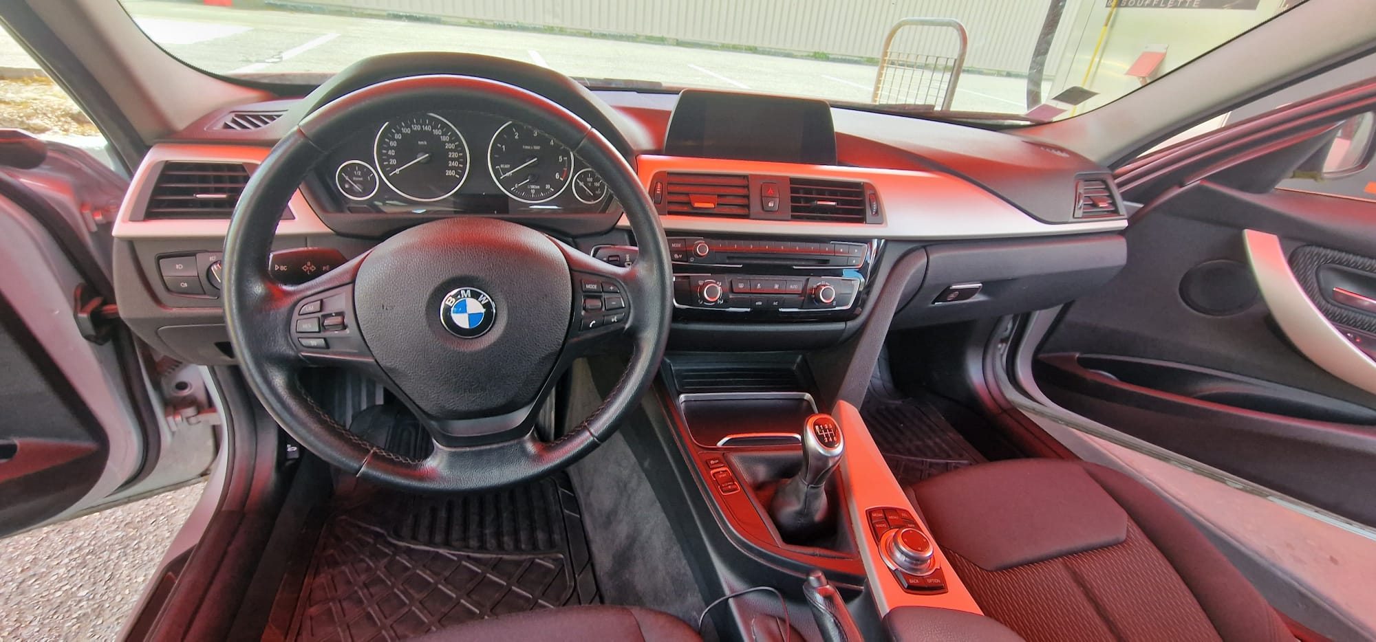 Bmw Serie 3 (F31) (2) TOURING 318D 150 BUSINESS DESIGN